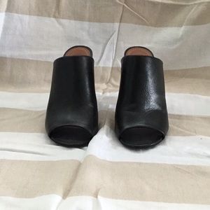 Tory Burch 4” slides